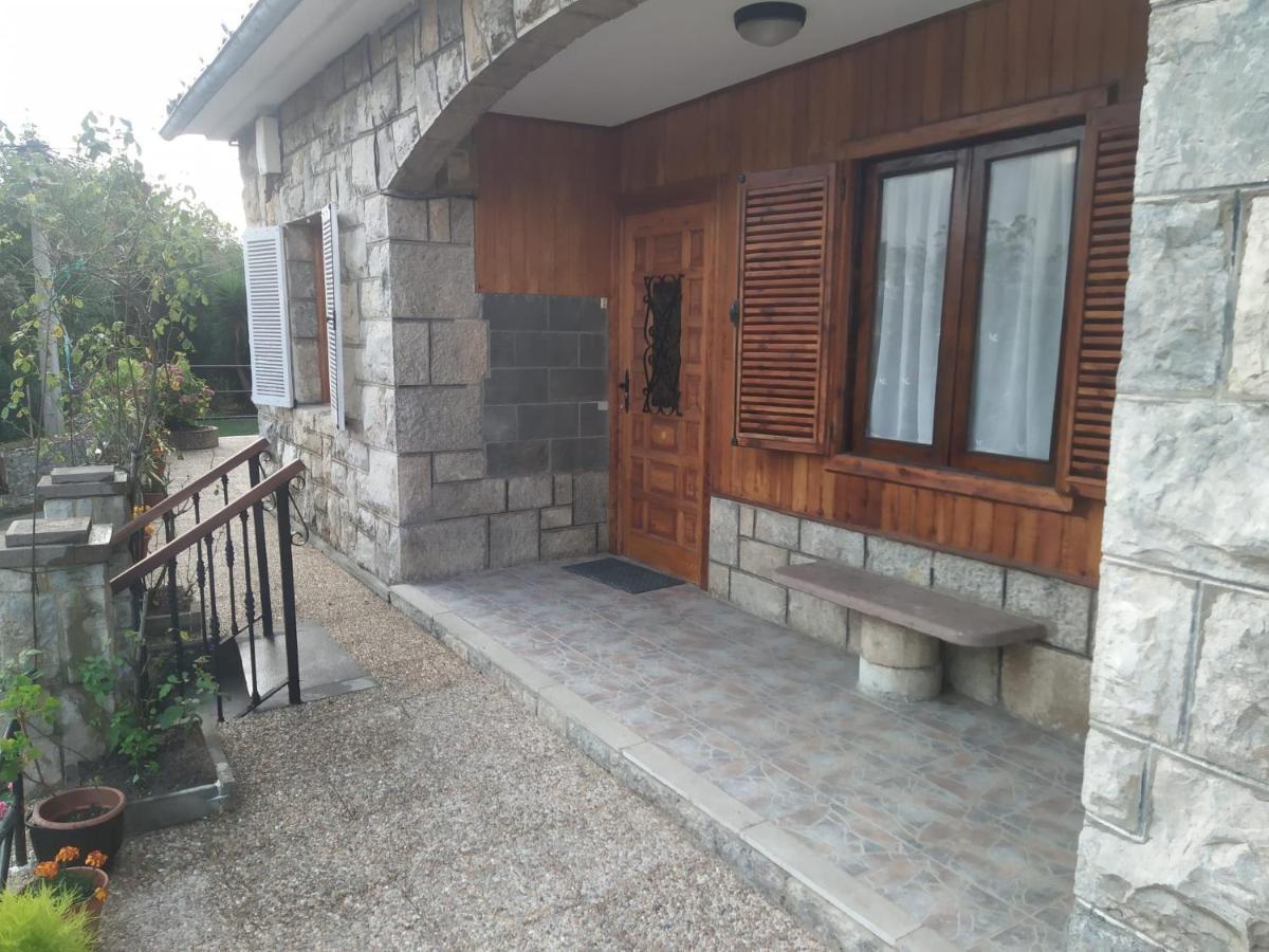 Villa Noriega La Franca Εξωτερικό φωτογραφία
